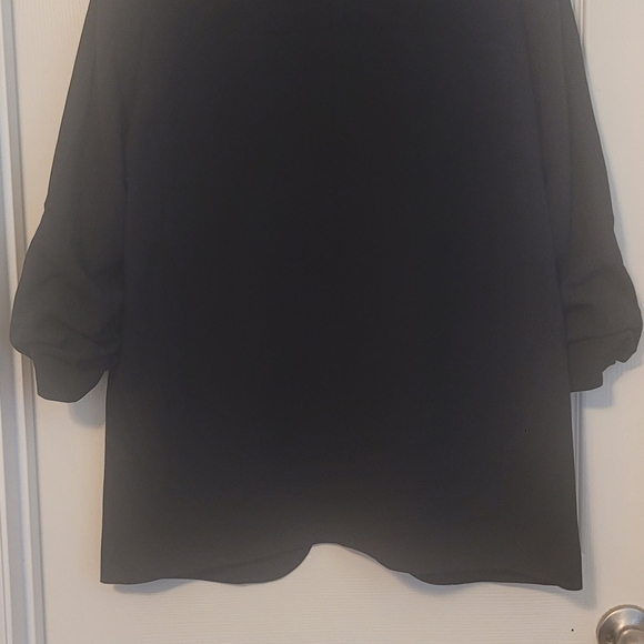 Express ruched sleeves boyfriend blazer - Picture 2 of 5